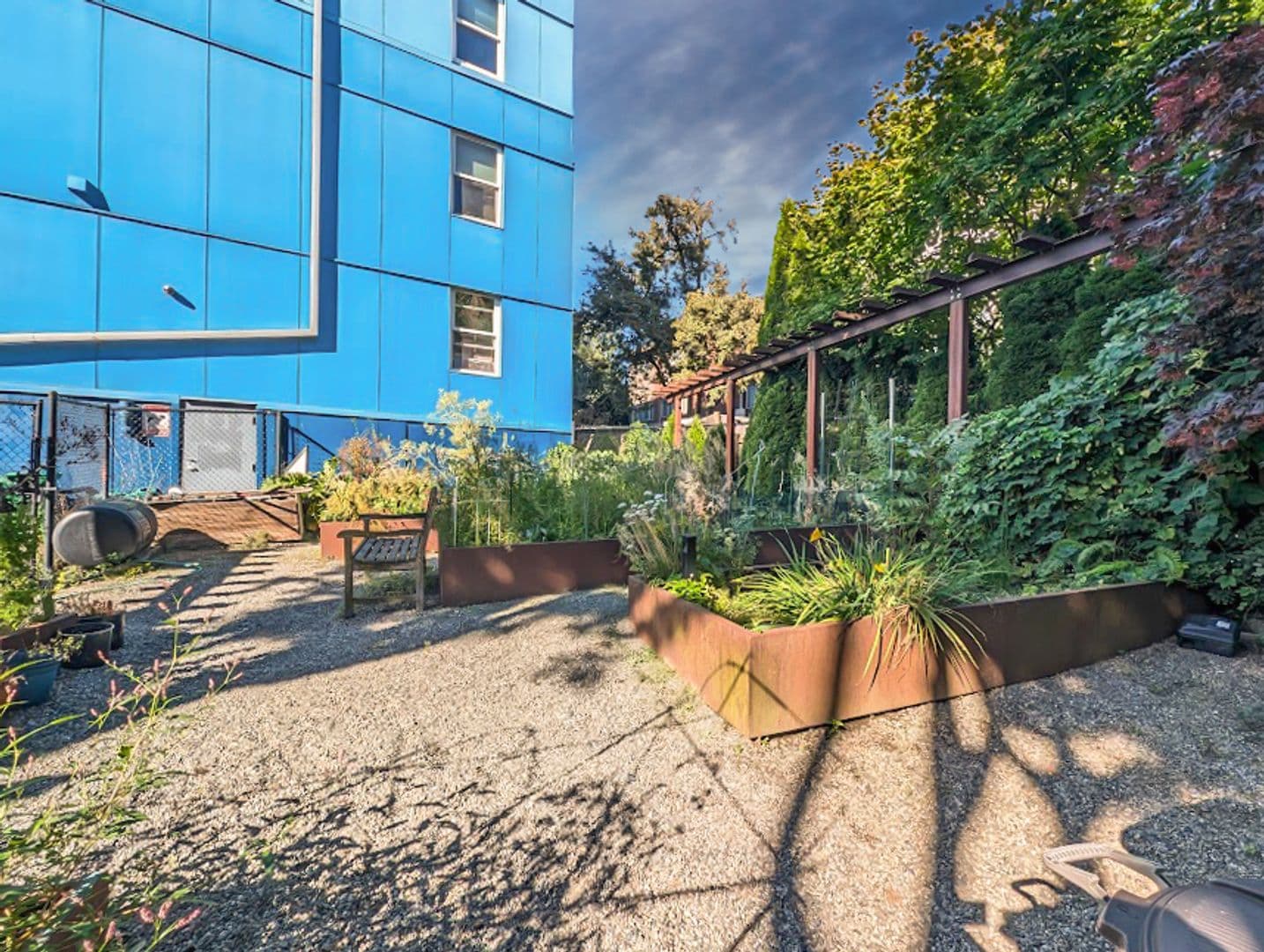 Seattle Condo: 1410 E Pine Street W208