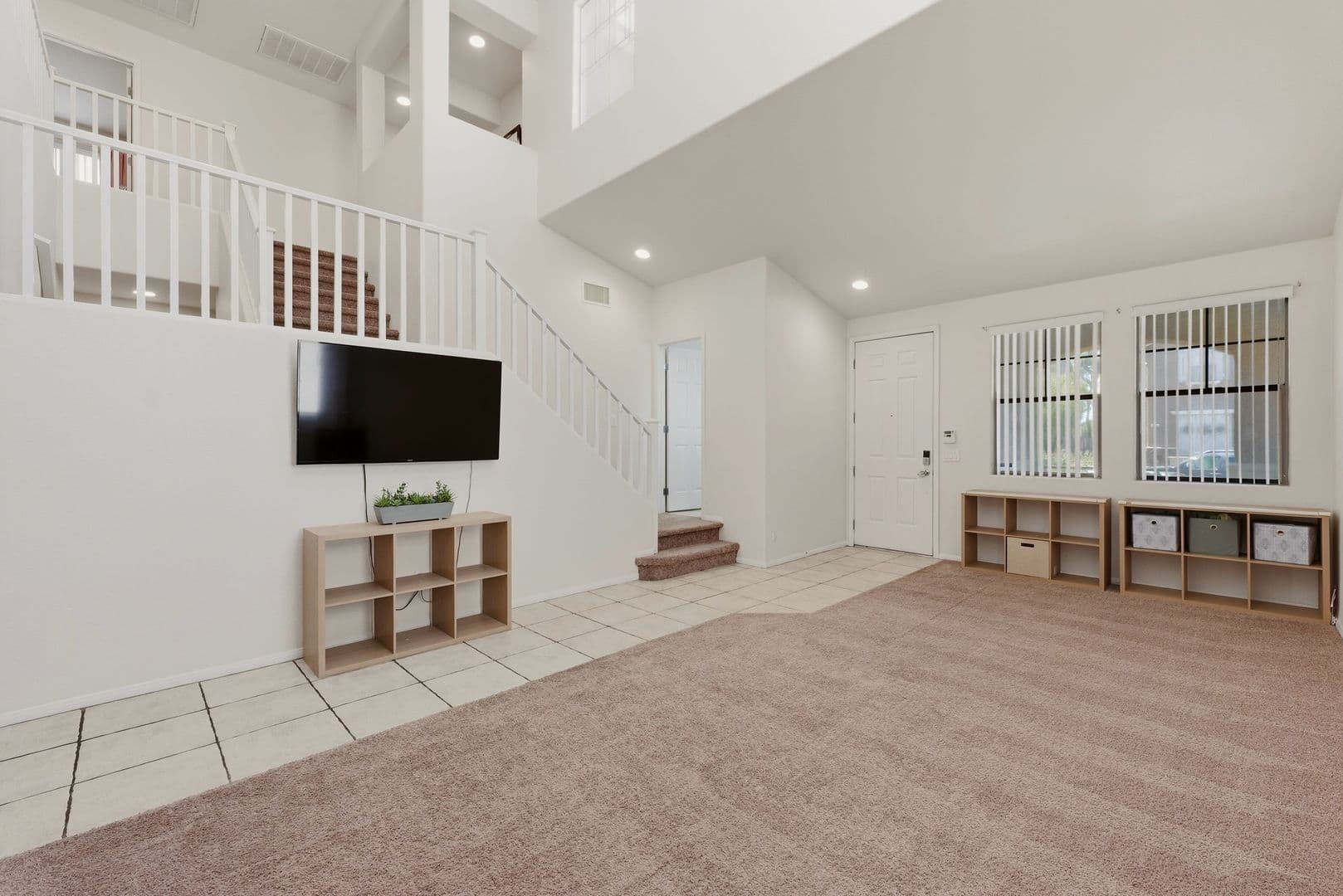 Henderson House: 1288 Corista Dr