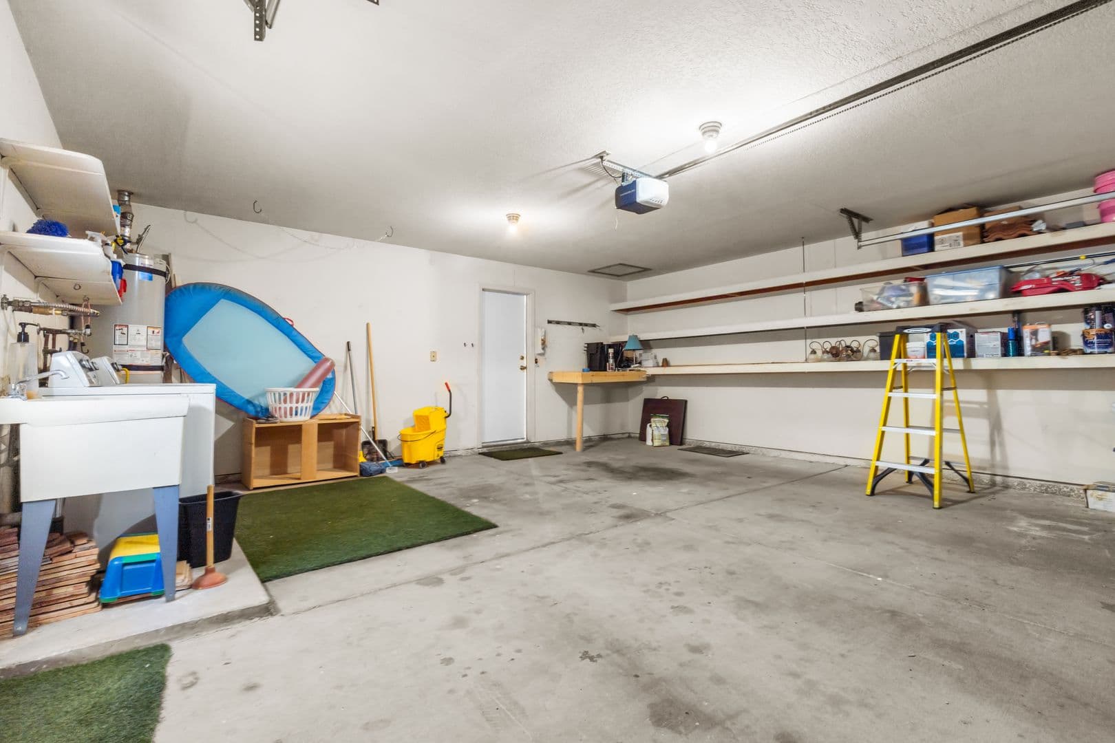 Henderson House: 342 Banuelo Dr