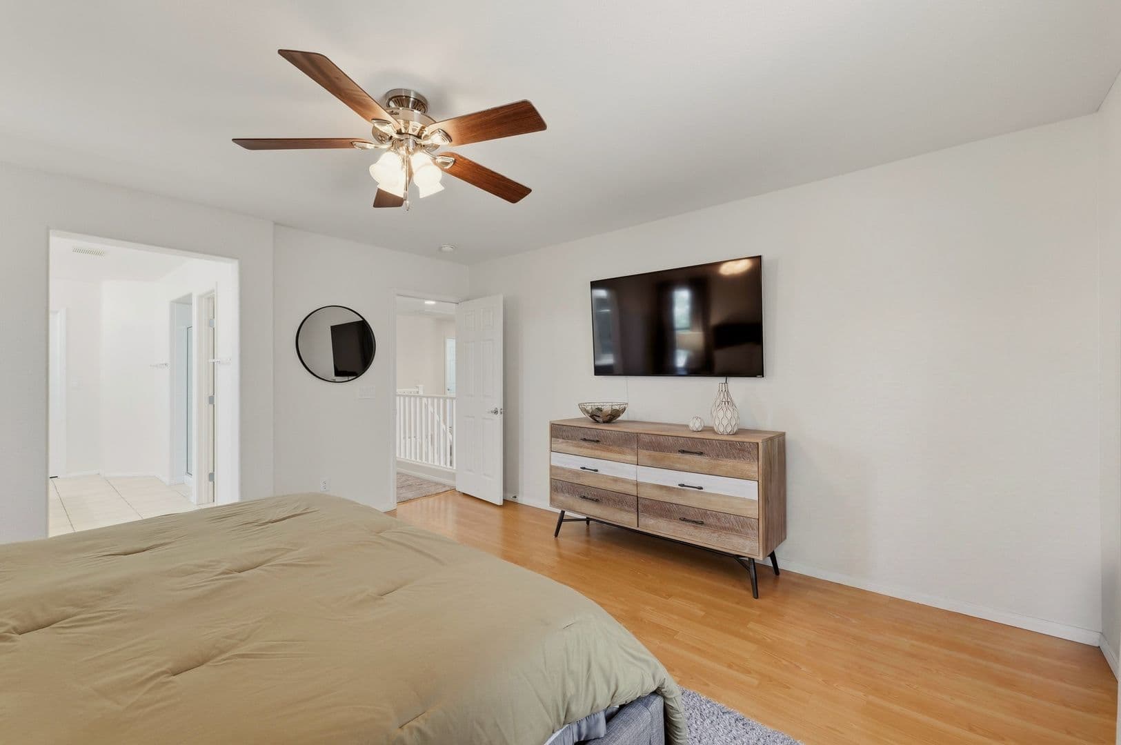 Henderson House: 1288 Corista Dr
