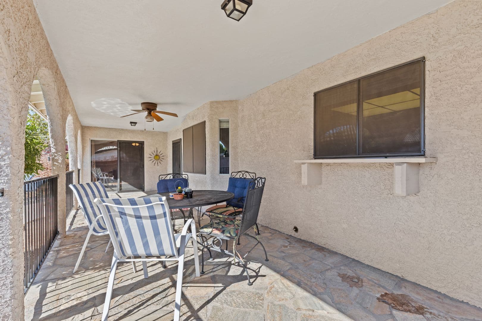 Henderson House: 342 Banuelo Dr