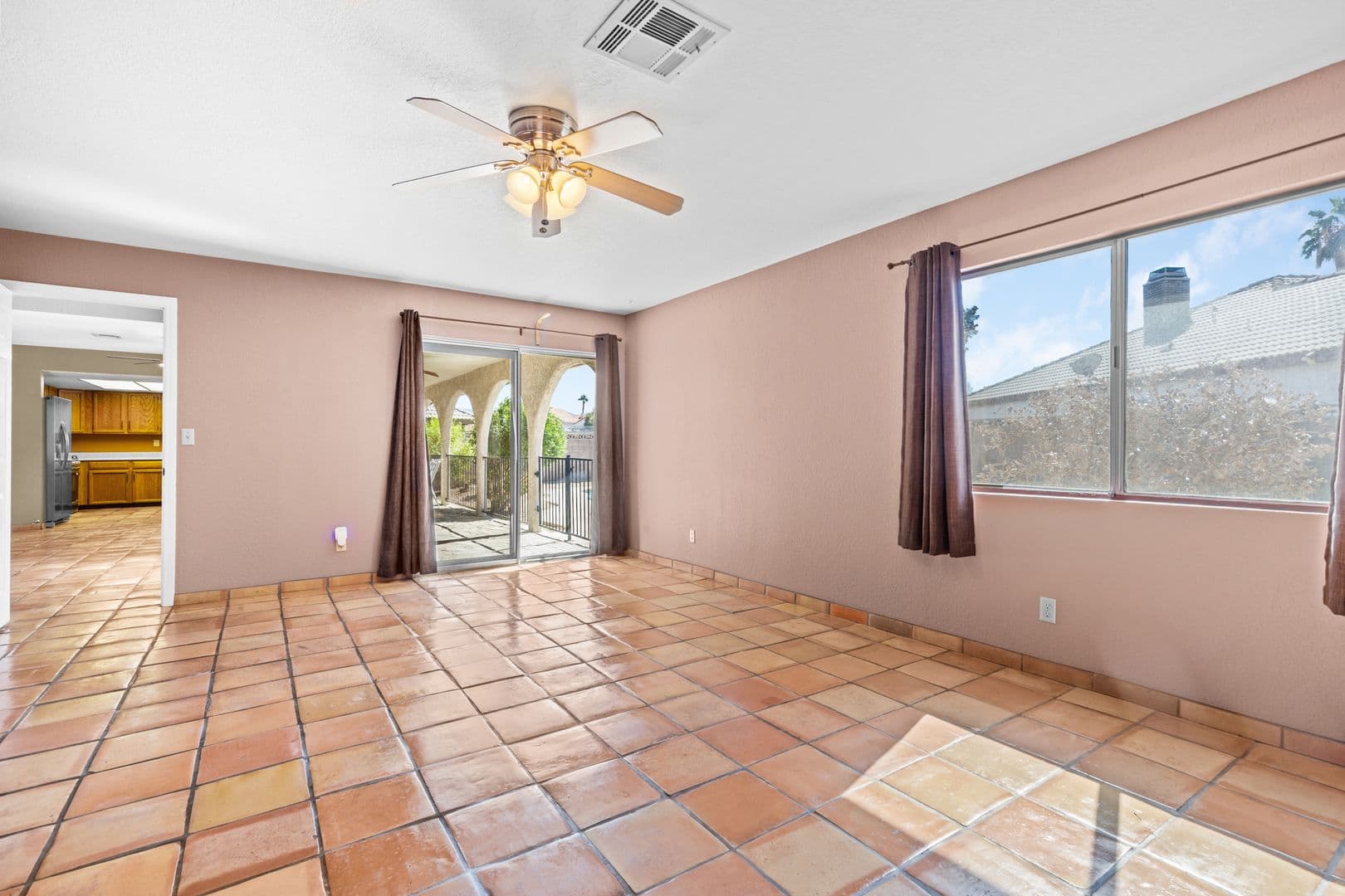 Henderson House: 342 Banuelo Dr