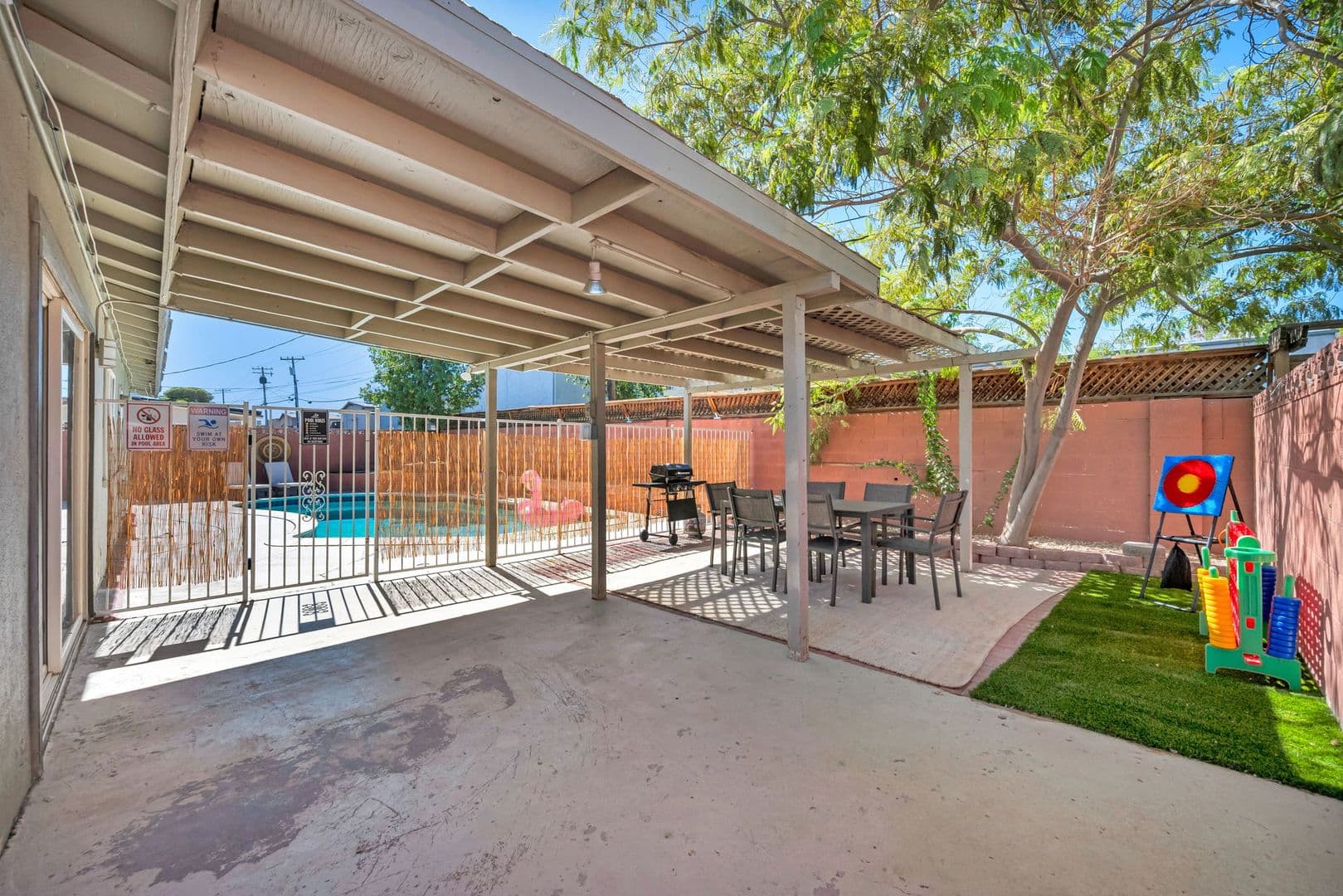 Las Vegas House: 1305 N Mallard St