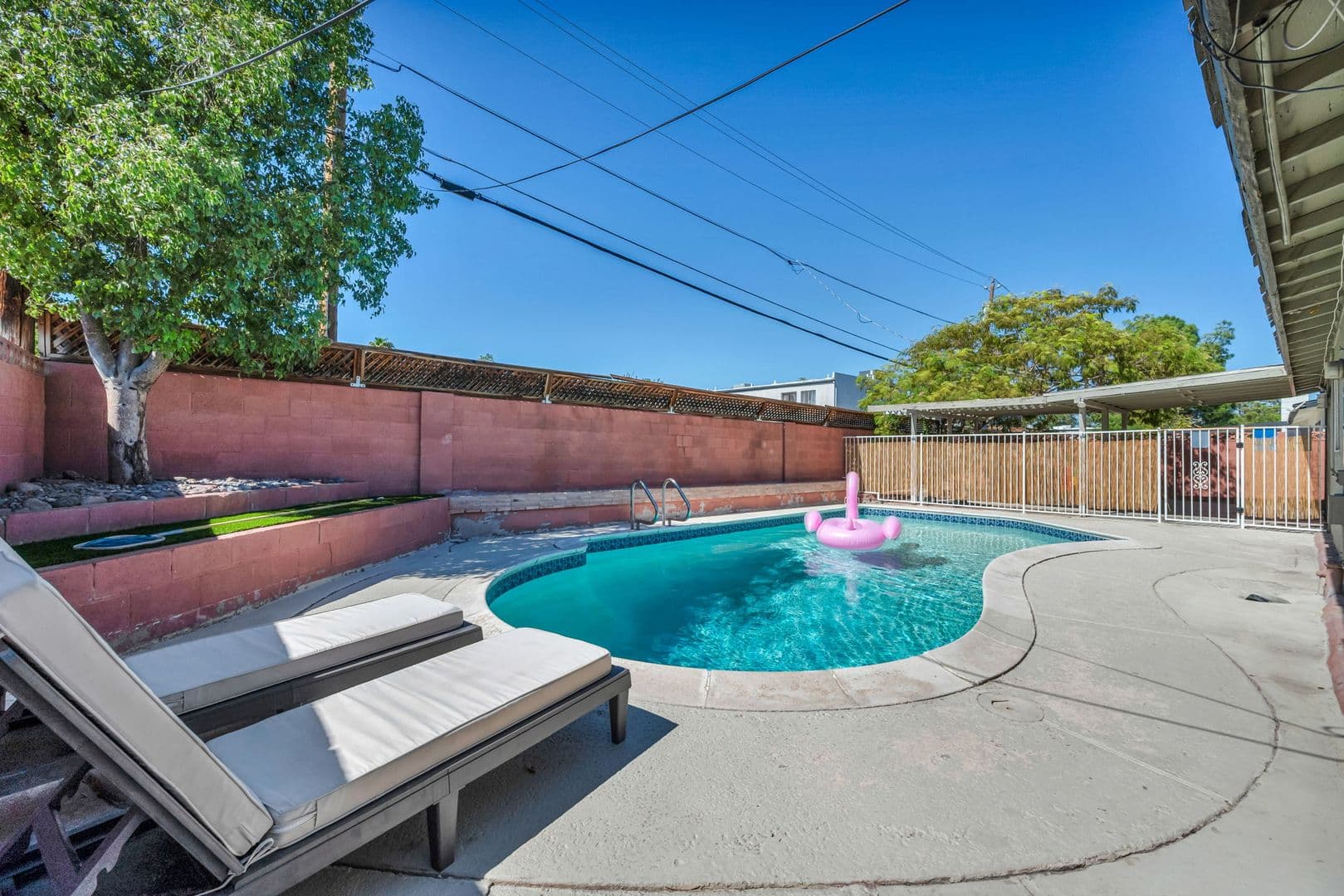 Las Vegas House: 1305 N Mallard St