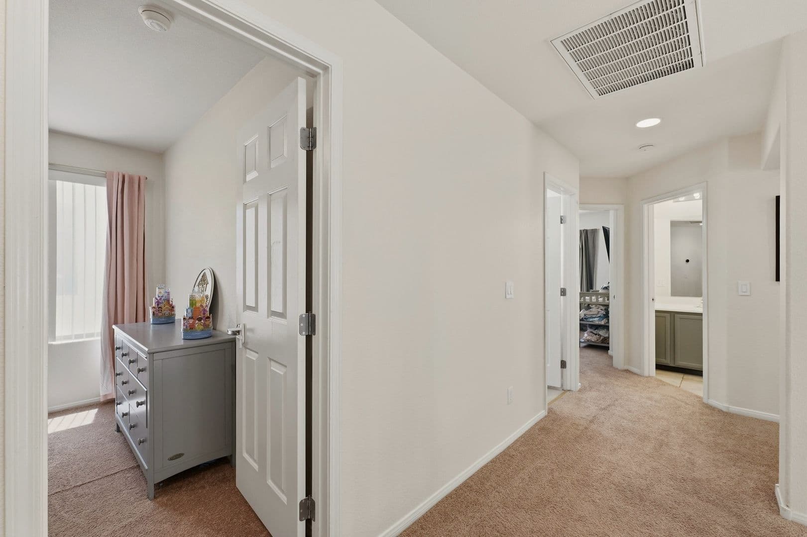 Henderson House: 1288 Corista Dr