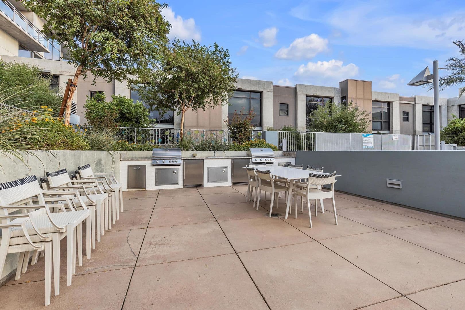 Las Vegas House: 353 E Bonneville Ave