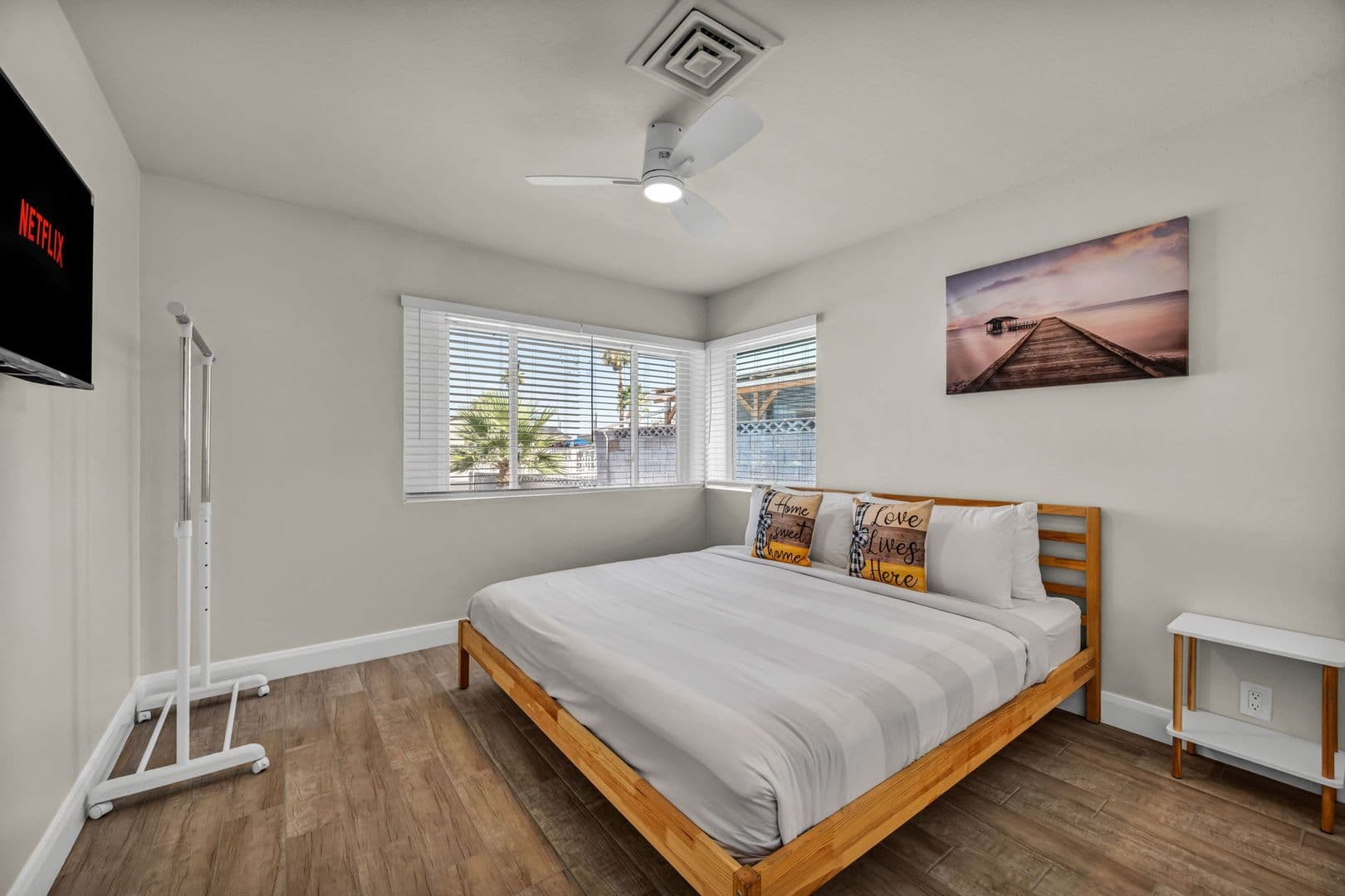 Las Vegas House: 1305 N Mallard St
