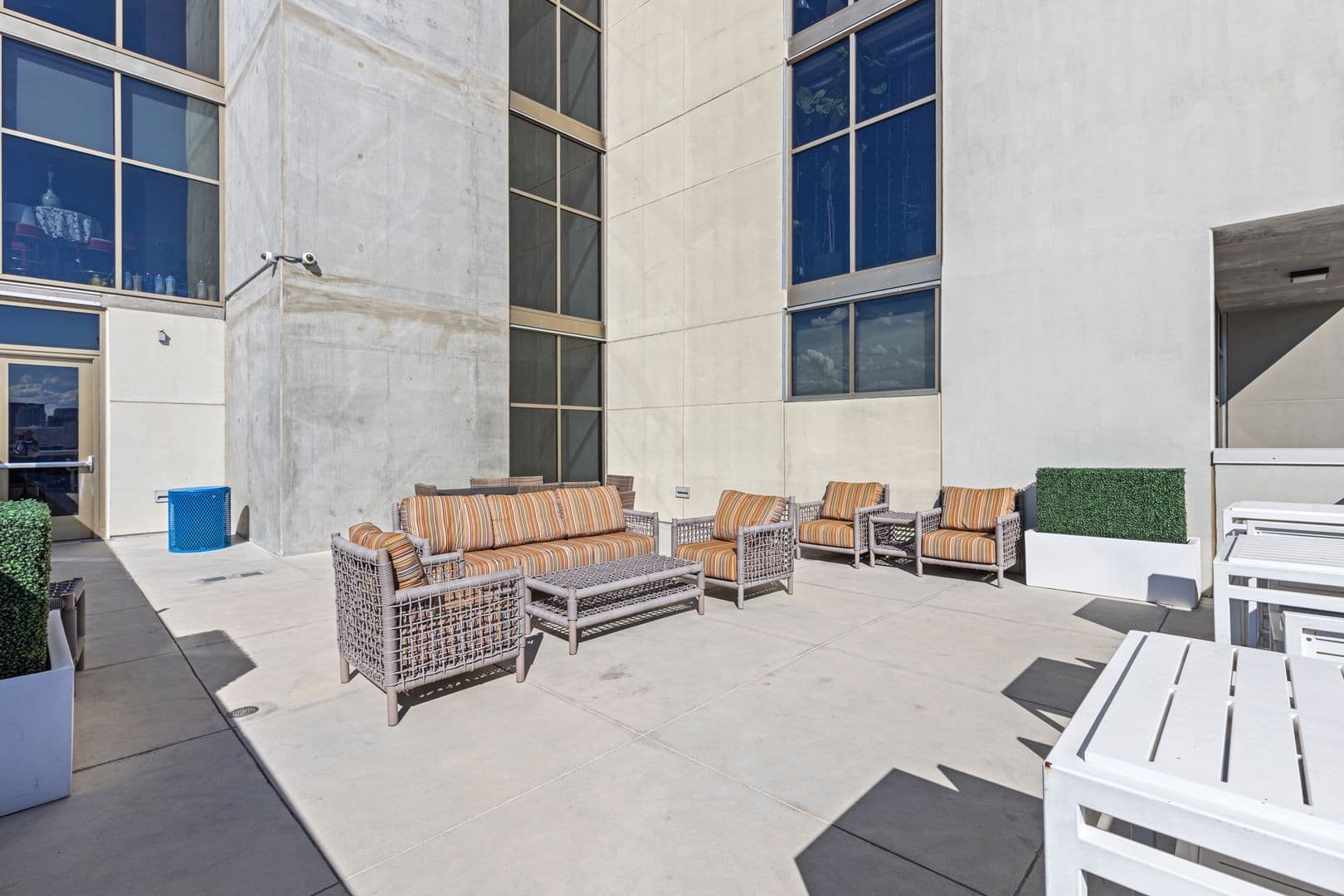 Las Vegas House: 353 E Bonneville Ave