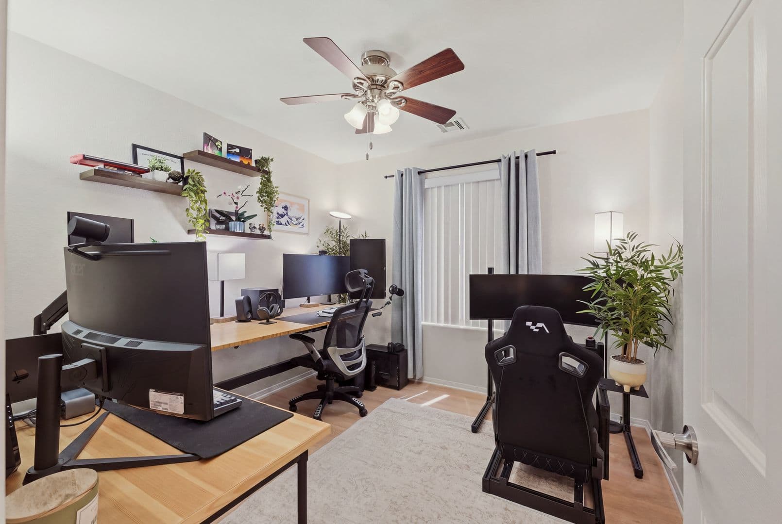 Henderson House: 1288 Corista Dr