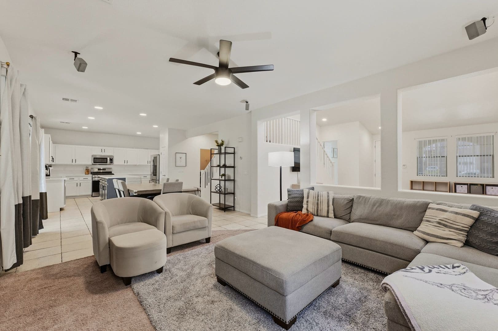Henderson House: 1288 Corista Dr