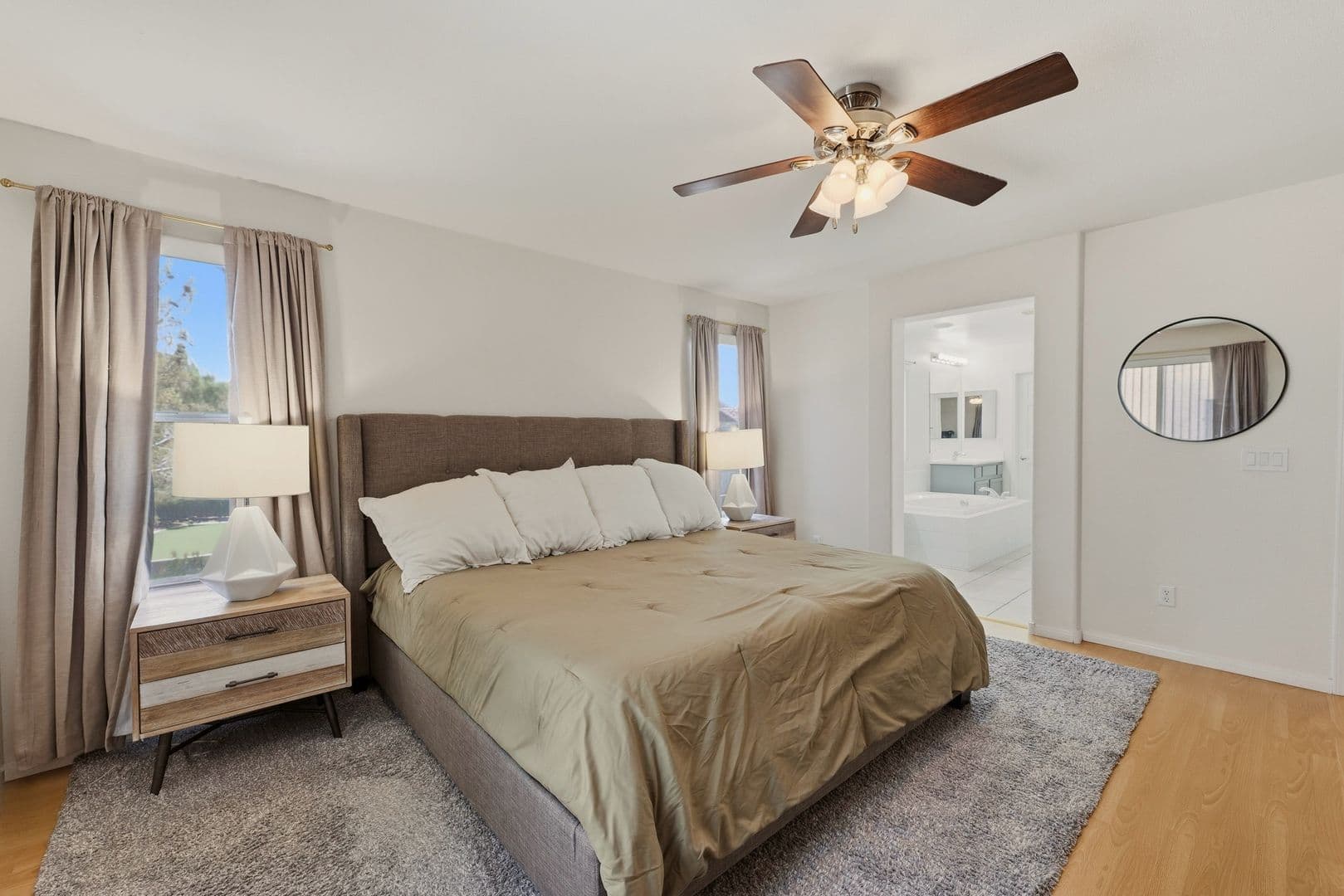 Henderson House: 1288 Corista Dr