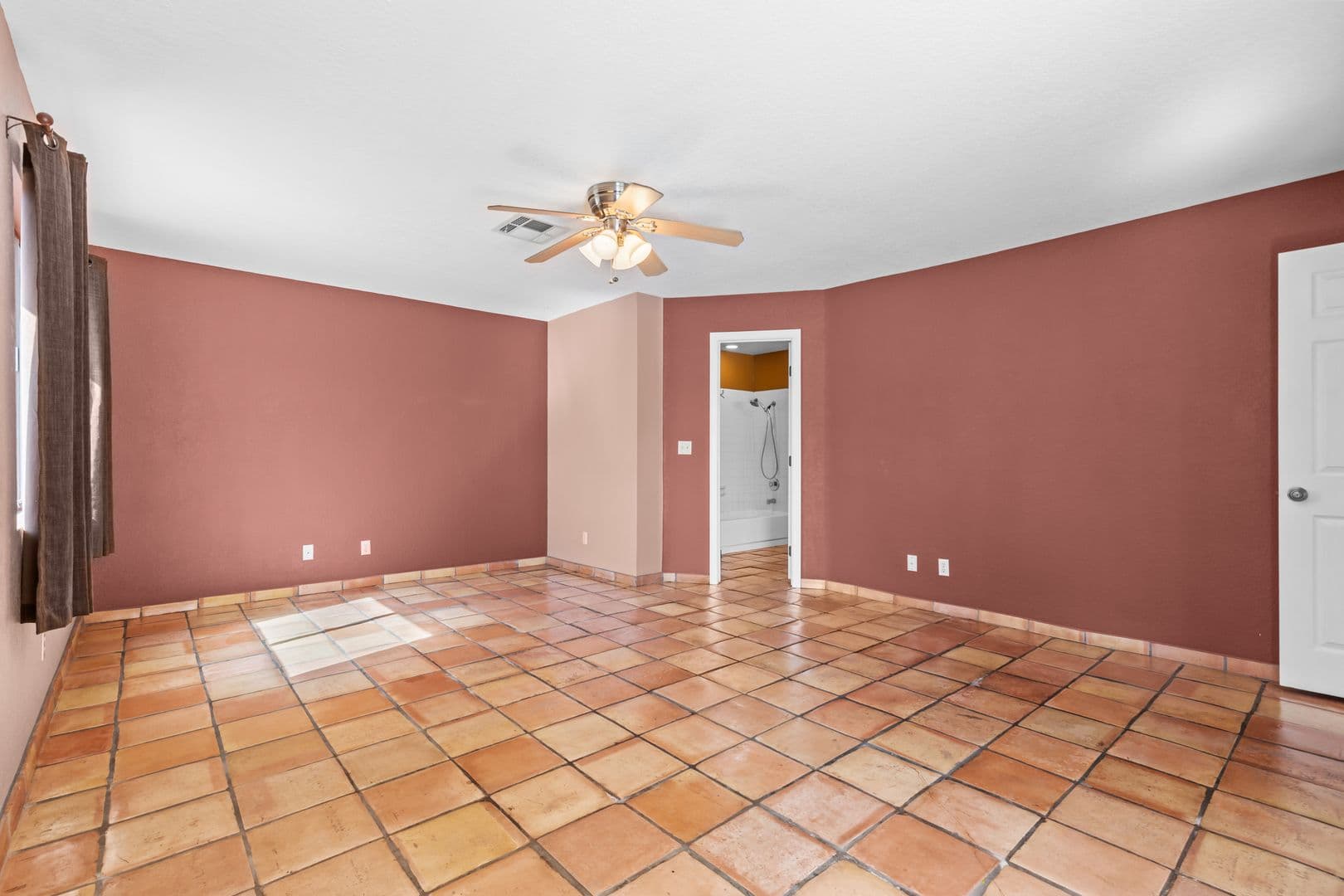 Henderson House: 342 Banuelo Dr