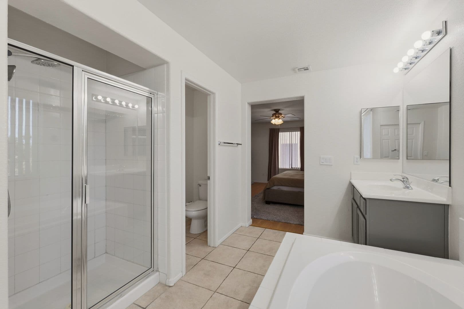 Henderson House: 1288 Corista Dr