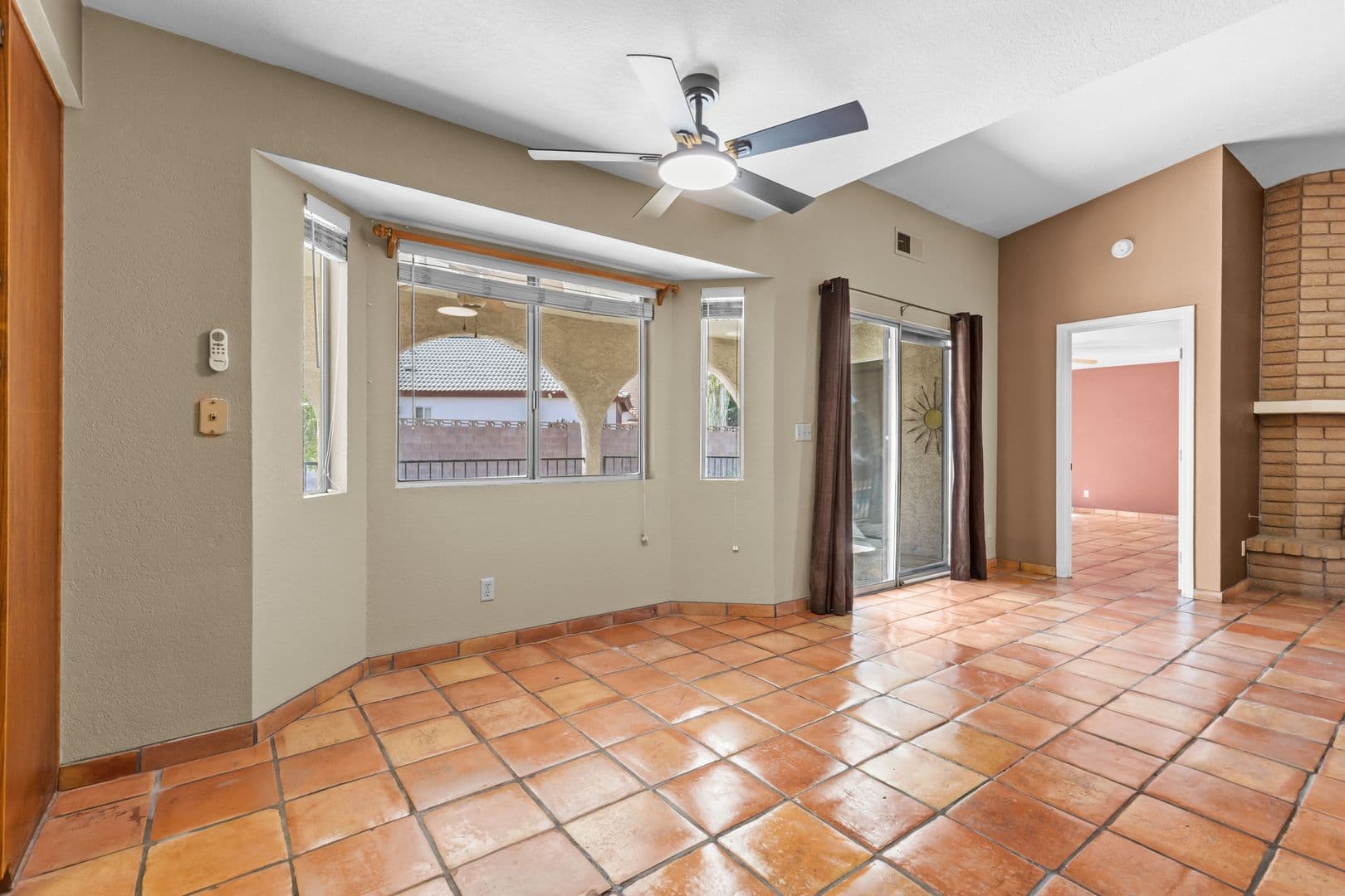 Henderson House: 342 Banuelo Dr