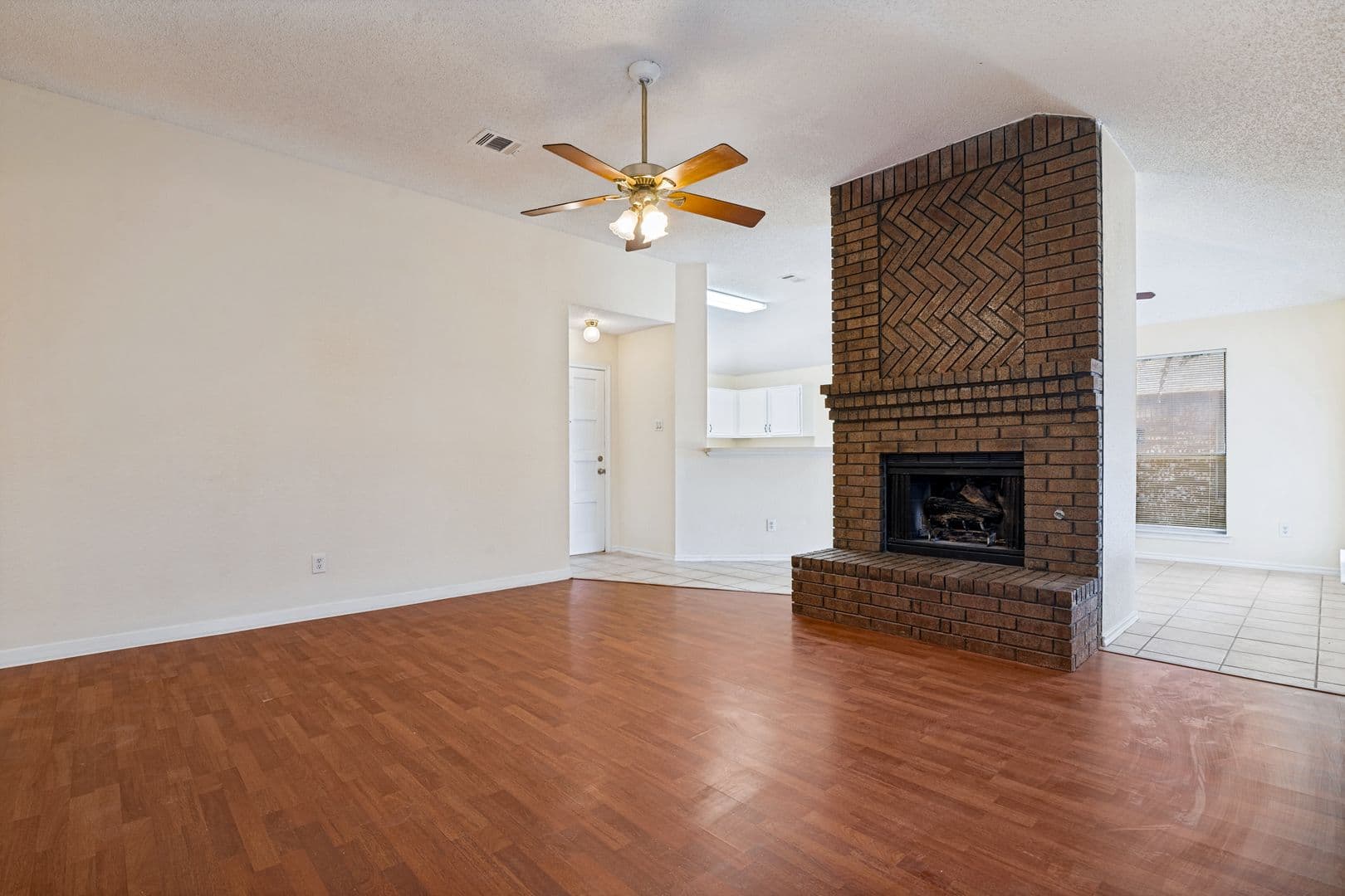 Garland House: 2230 Cedarwood Dr