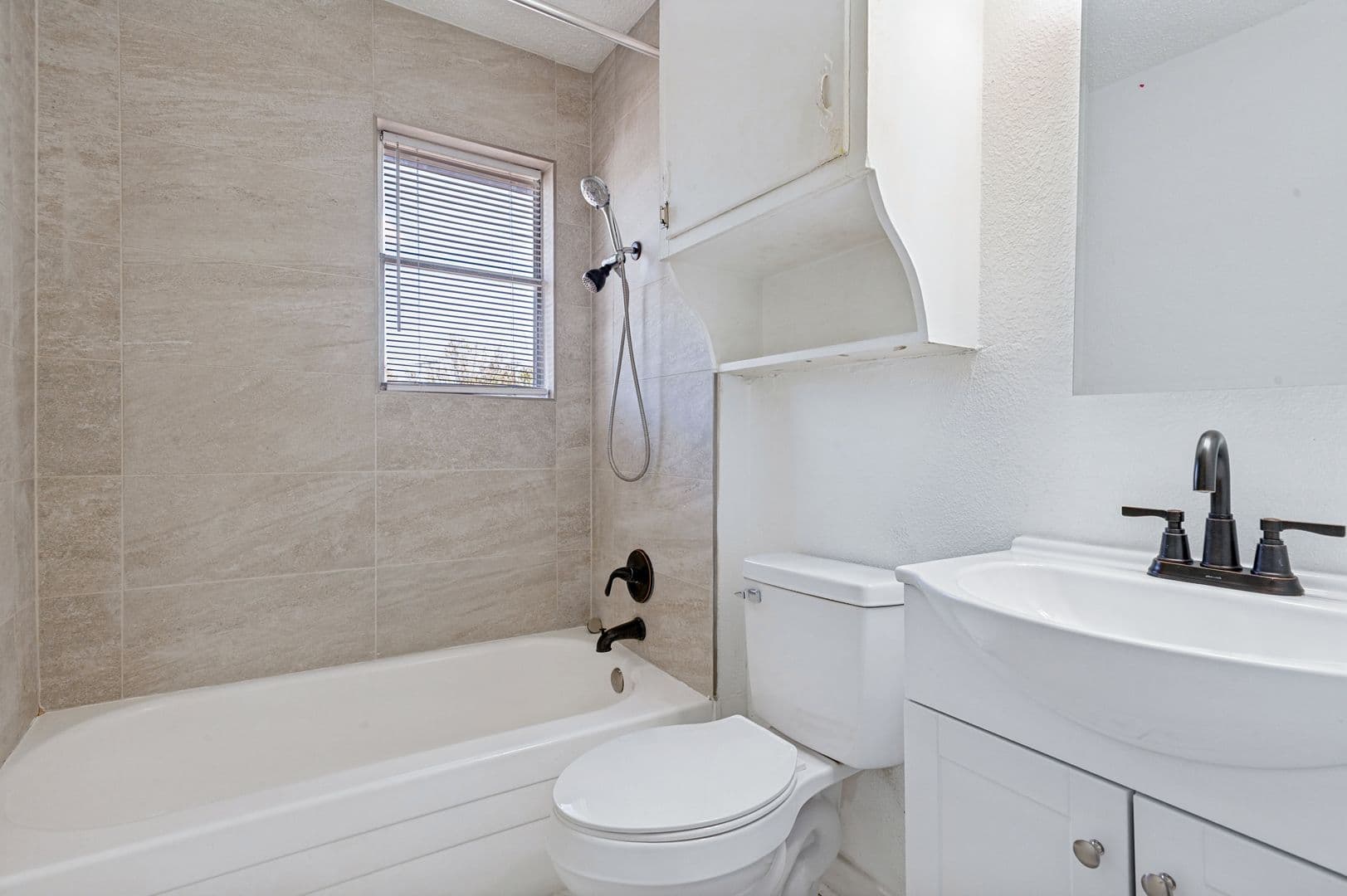 Dallas House: 7923 Millstone Dr