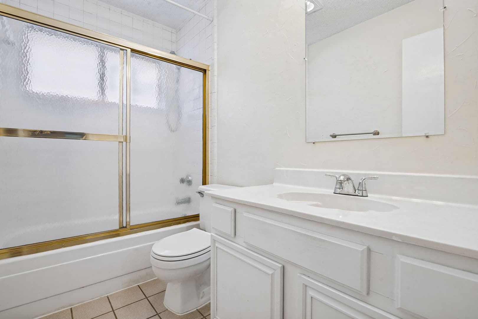 Garland House: 2230 Cedarwood Dr