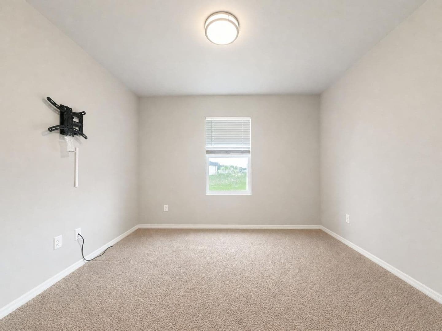 Naples House: 4121 68th Ave NE