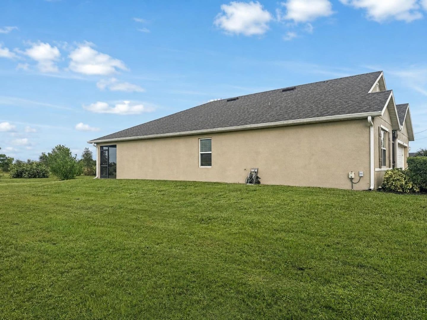 Naples House: 4121 68th Ave NE