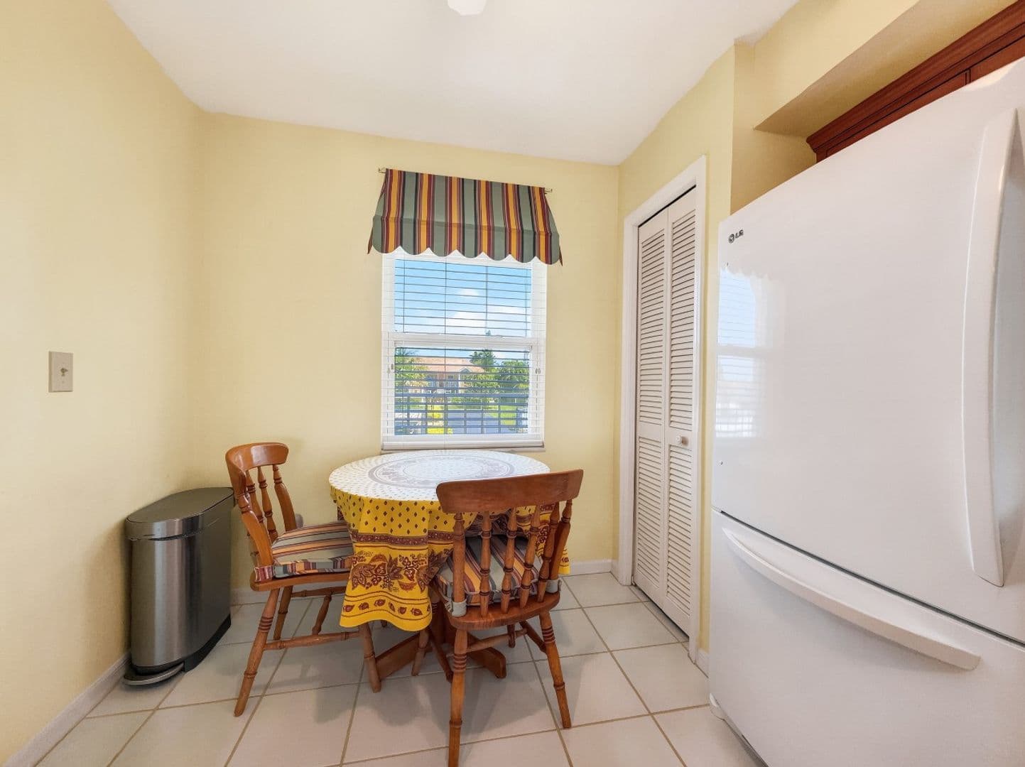 Naples Condo: 1950 W Crown Pointe Blvd