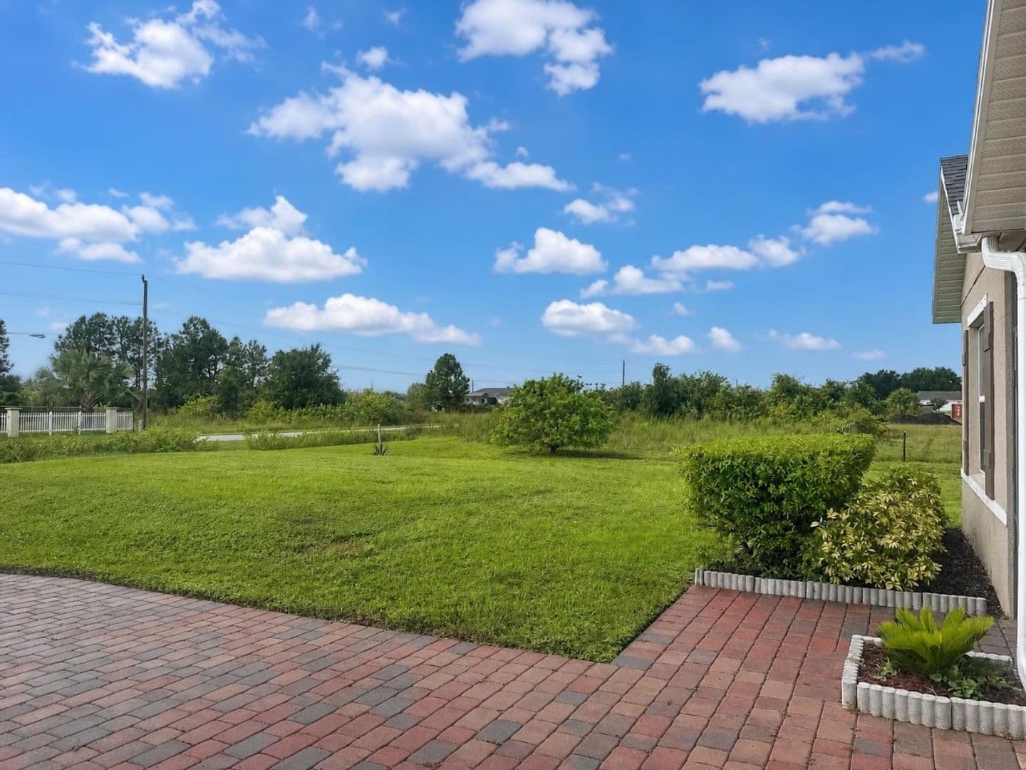 Naples House: 4121 68th Ave NE