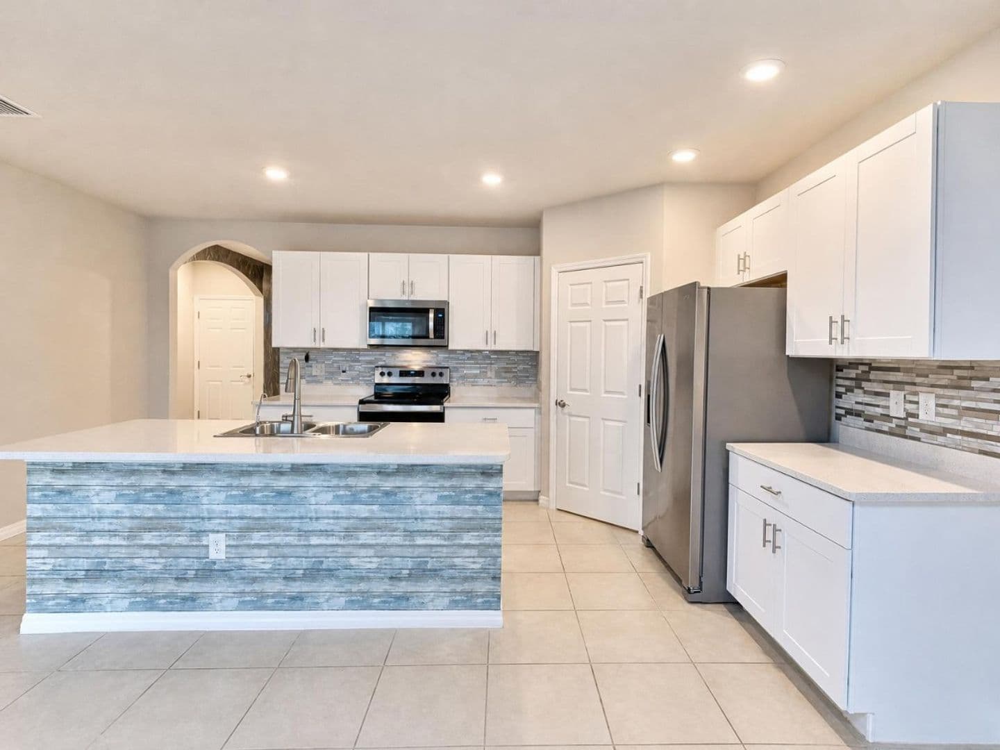 Naples House: 4121 68th Ave NE