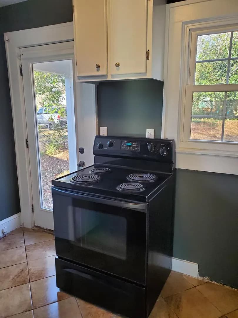 Greenville Apartment: 127 Wedgewood Dr