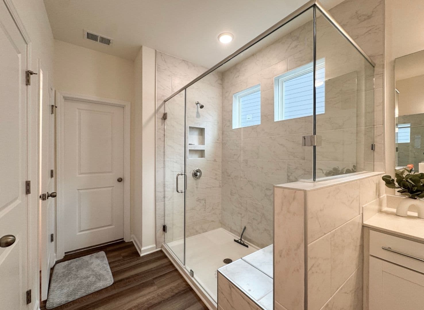 Simpsonville House: 612 Columbus Cir