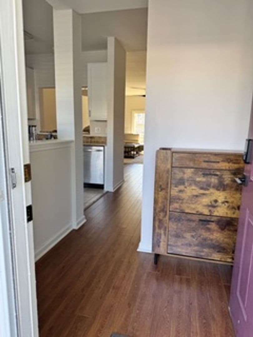 Greenville House: 612 Graythorn Ln
