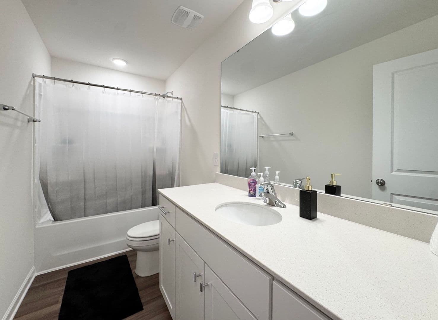 Simpsonville House: 612 Columbus Cir