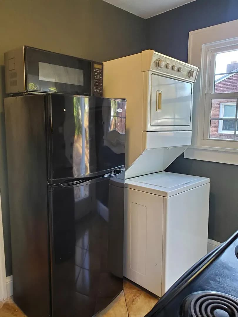 Greenville Apartment: 127 Wedgewood Dr