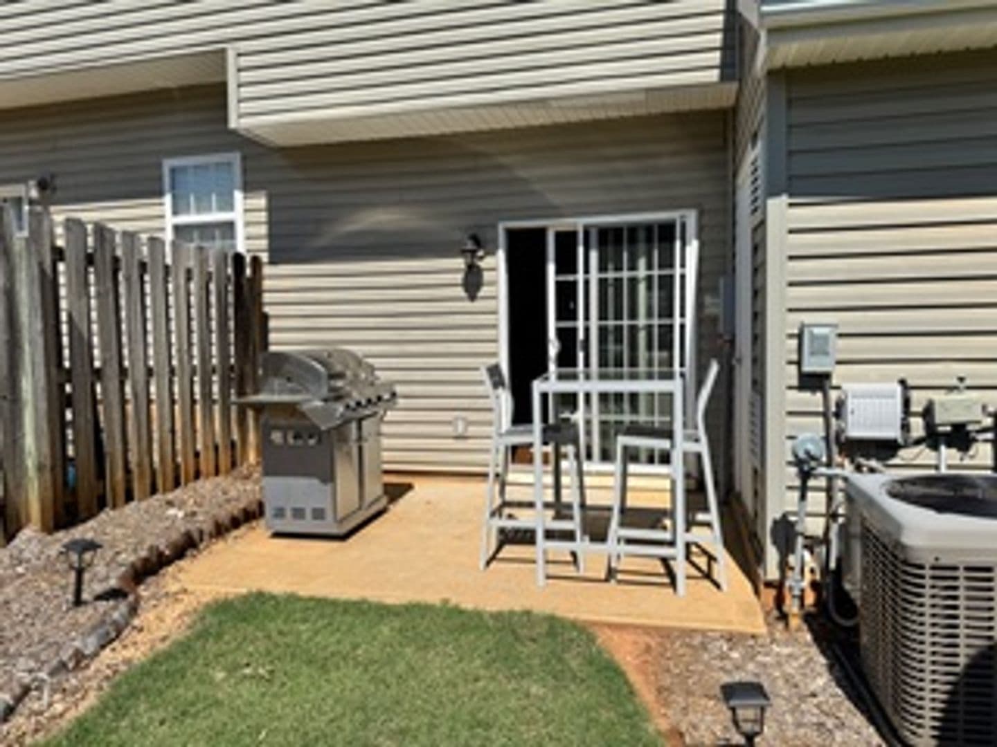 Greenville House: 612 Graythorn Ln