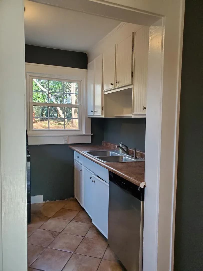 Greenville Apartment: 127 Wedgewood Dr