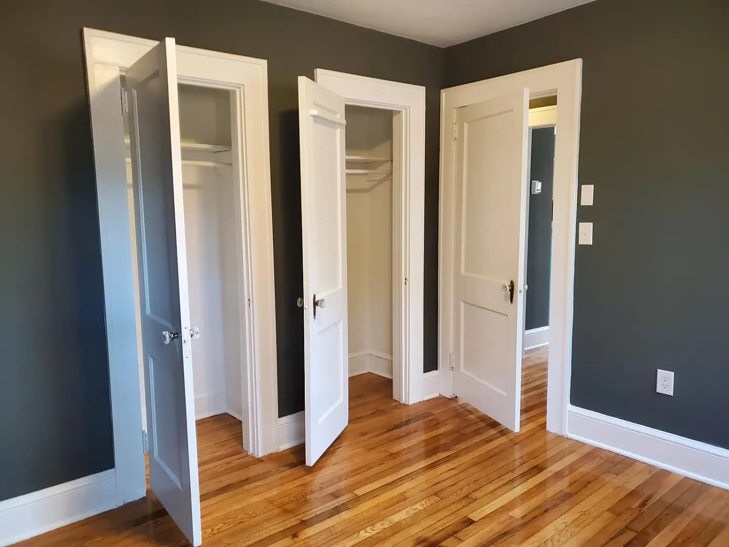Greenville Apartment: 127 Wedgewood Dr