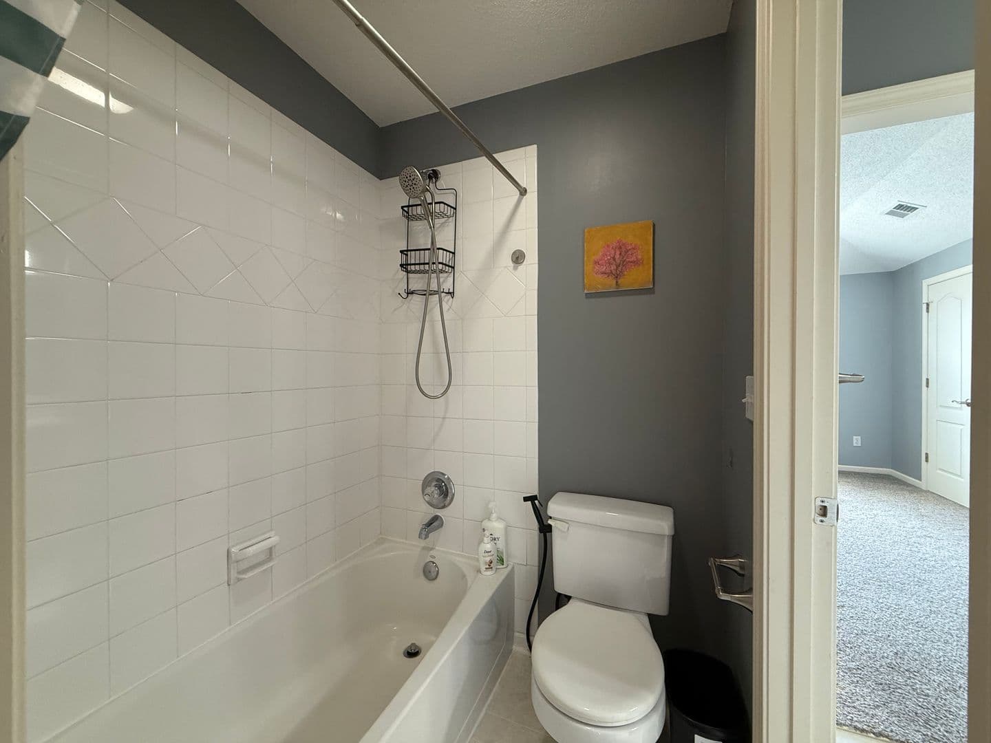 Overland Park House: 13817 Hauser St