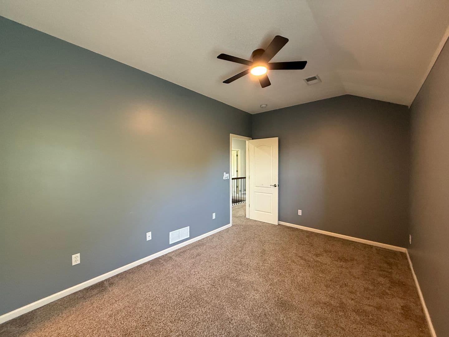 Overland Park House: 13817 Hauser St