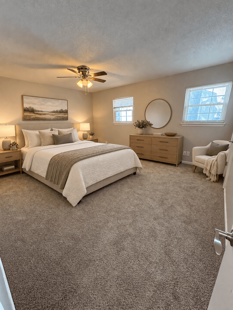 Grandview Townhome: 6102 E 129th St