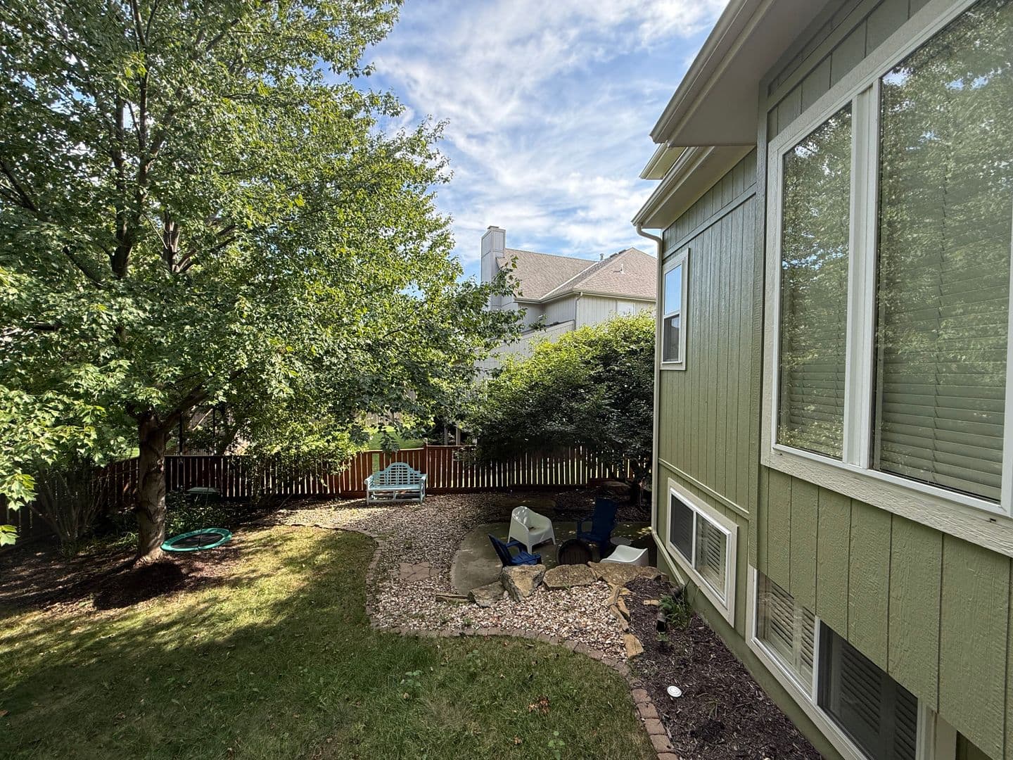 Overland Park House: 13817 Hauser St