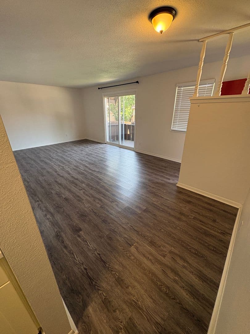 Overland Park Apartment: 6224 Robinson St