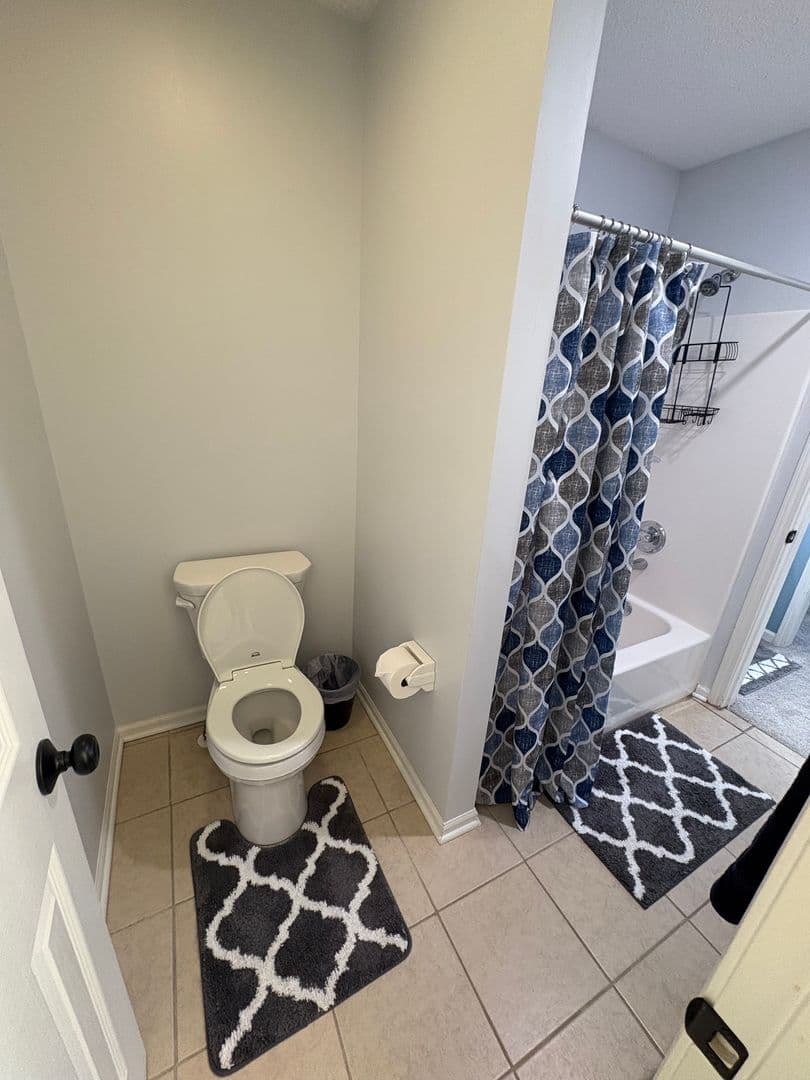 Olathe House: 18981 W 118th Street