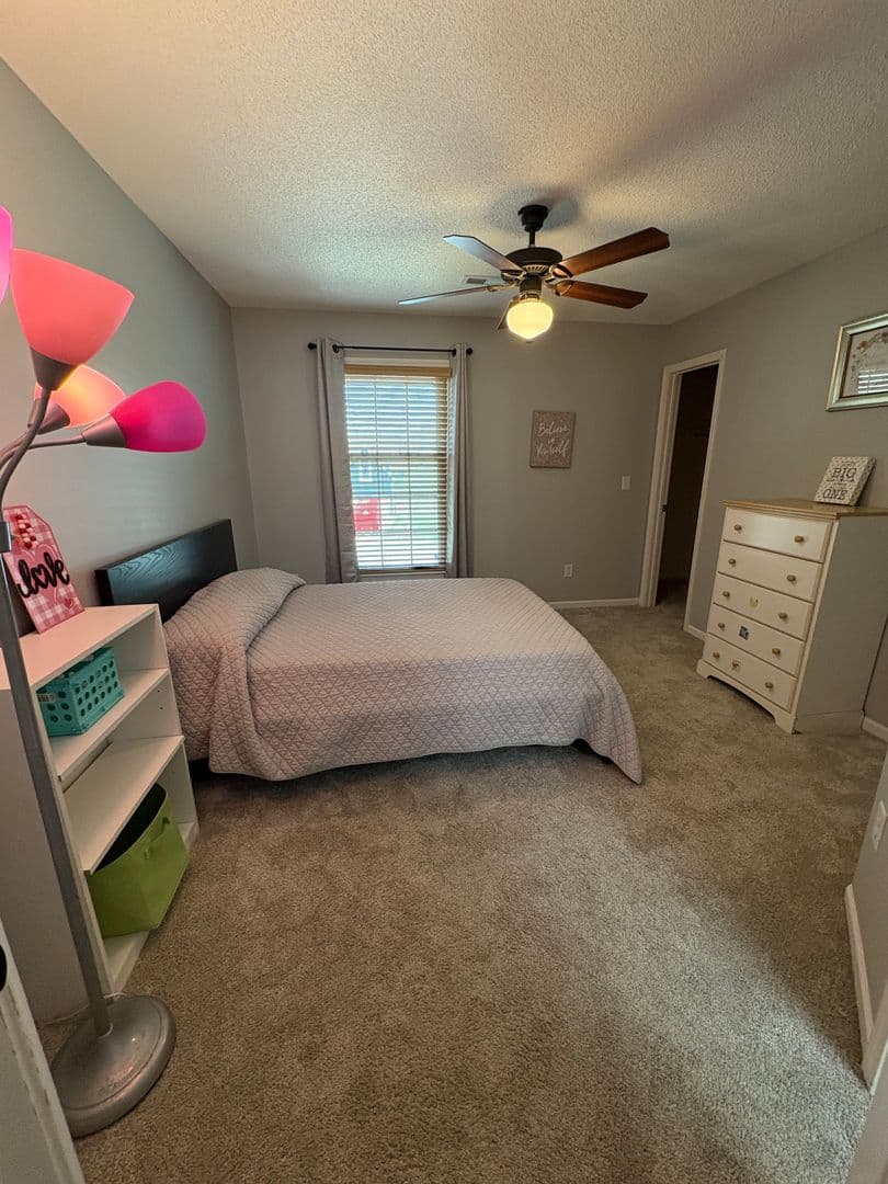 Olathe House: 18981 W 118th Street