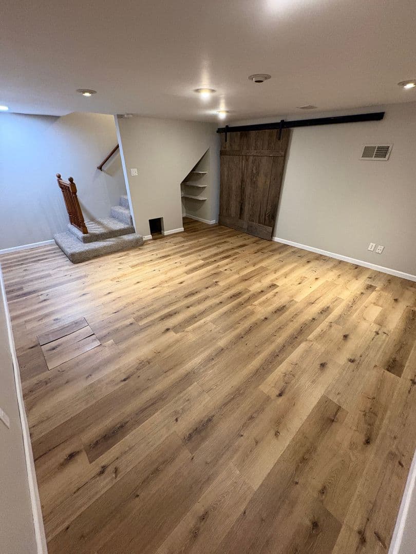 Grandview Townhome: 6102 E 129th St