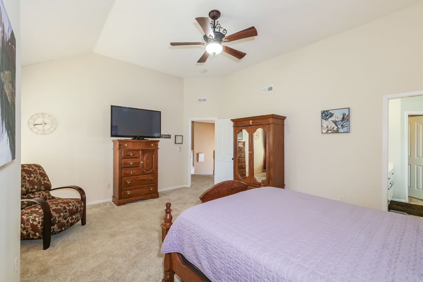 Olathe House: 18981 W 118th Street
