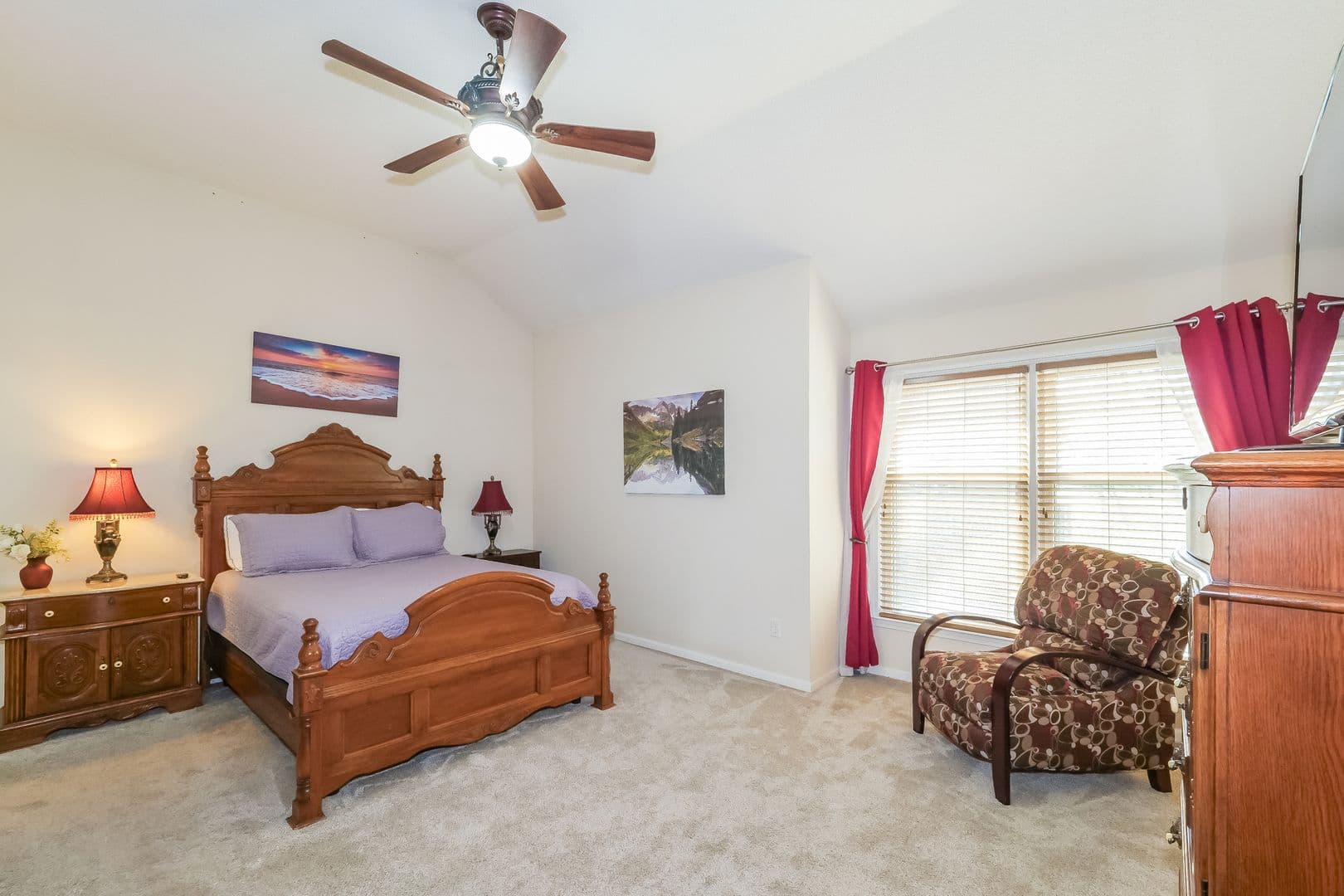 Olathe House: 18981 W 118th Street