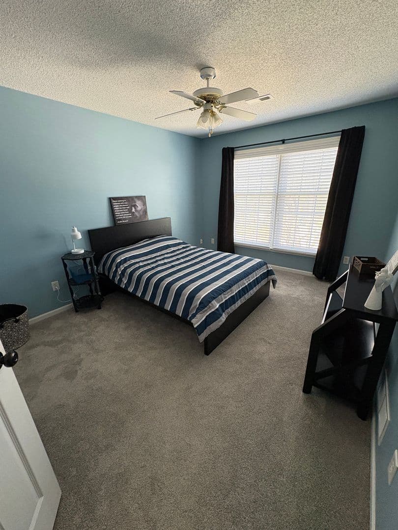 Olathe House: 18981 W 118th Street