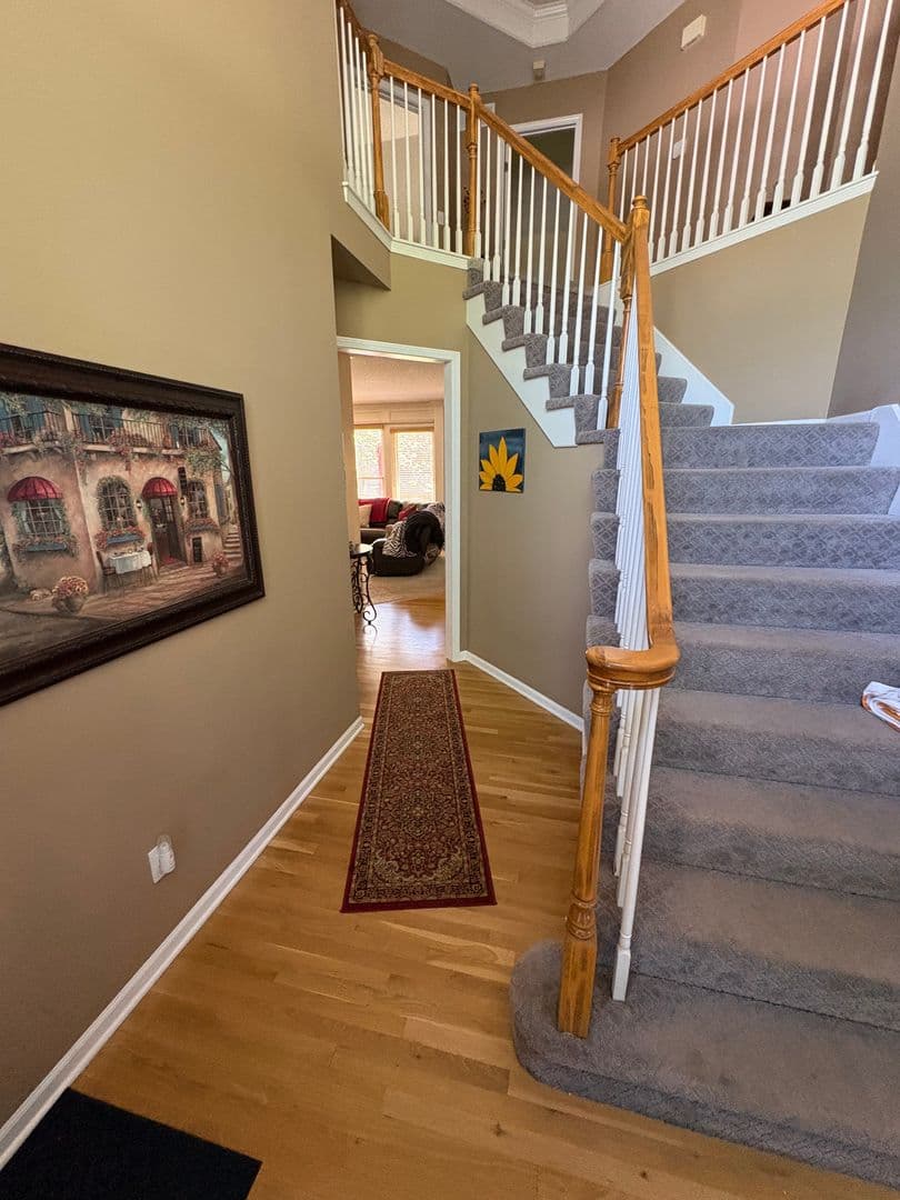 Olathe House: 18981 W 118th Street