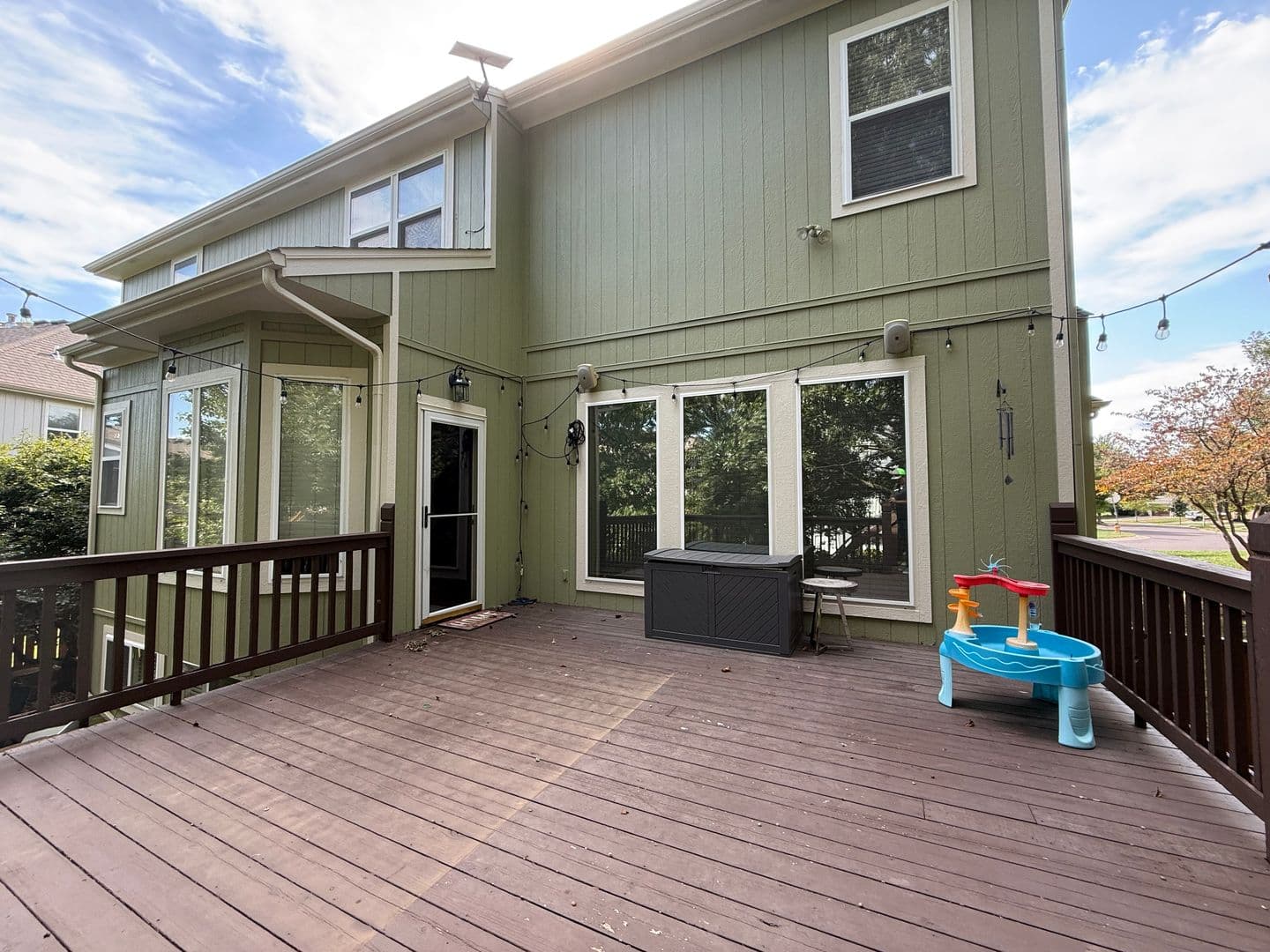 Overland Park House: 13817 Hauser St