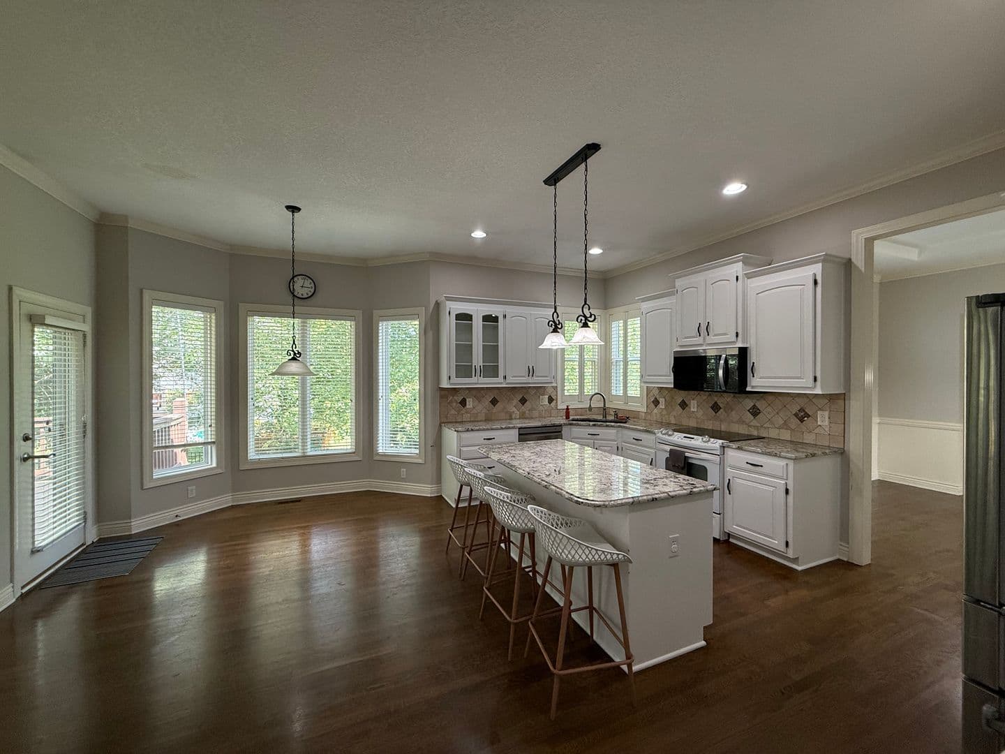Overland Park House: 13817 Hauser St