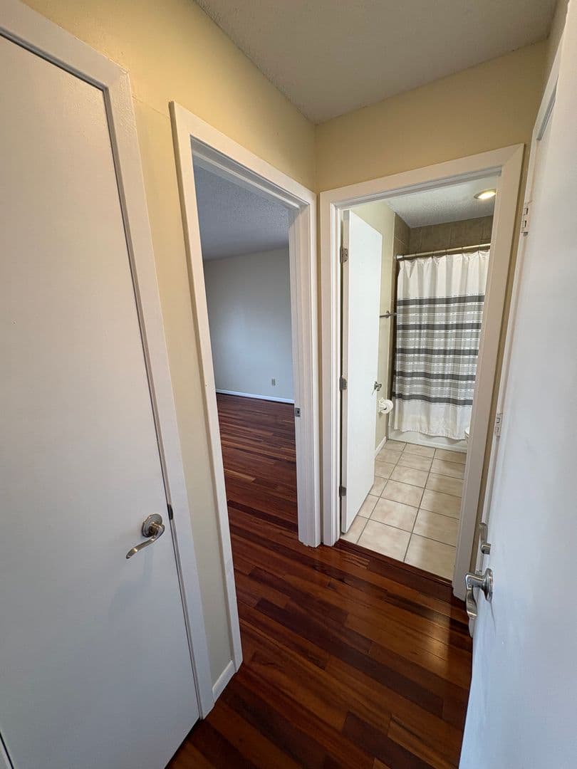 Overland Park Condo: 12624 W 110th Ter