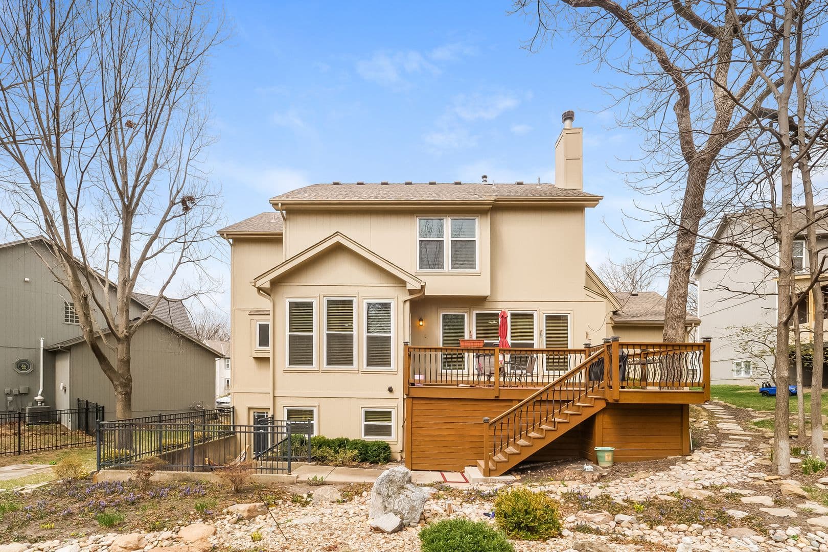 Olathe House: 18981 W 118th Street